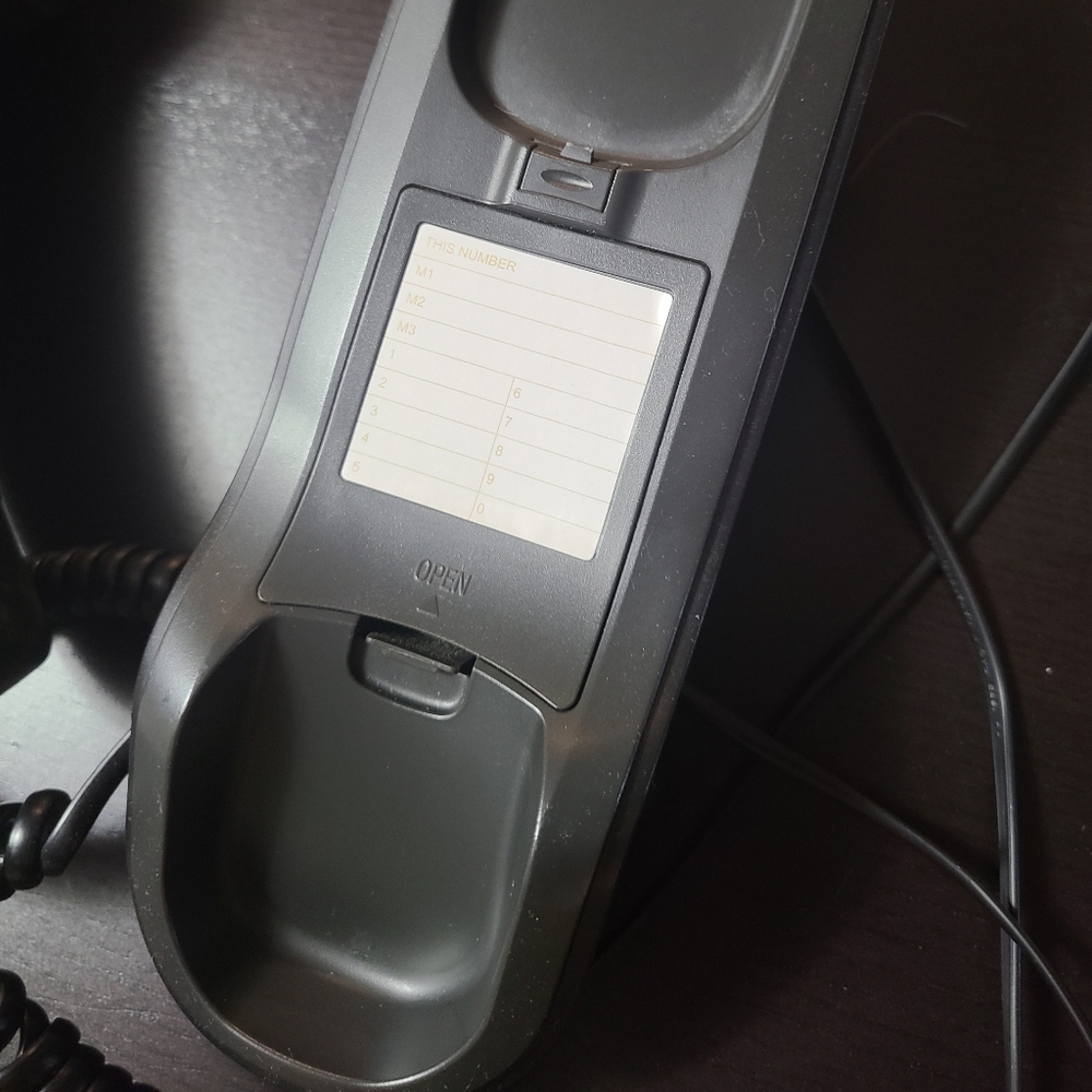 Home telephone - Picture 4 of 6